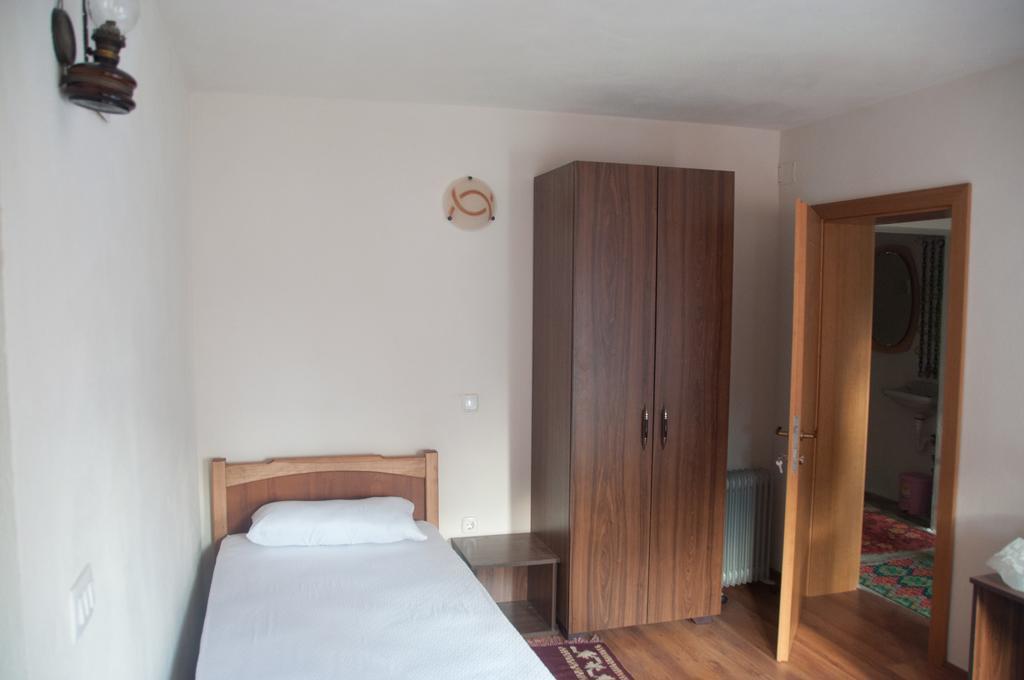 Aste Guesthouse Tropoje Room photo