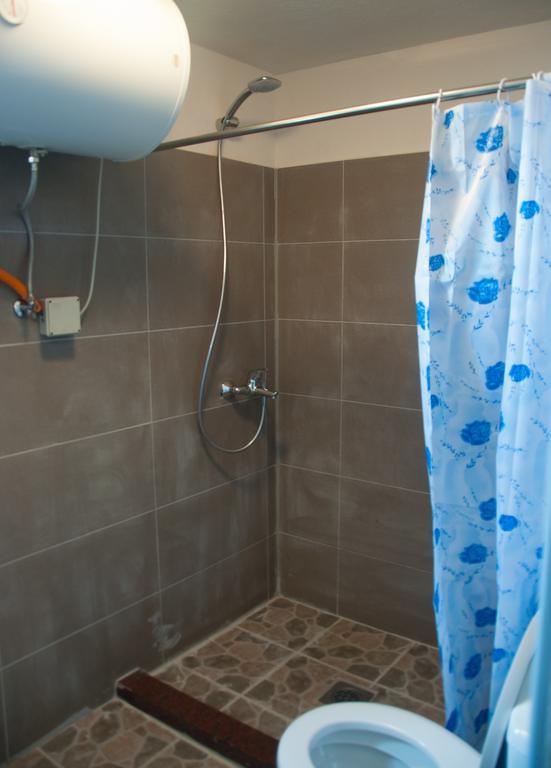 Aste Guesthouse Tropoje Room photo