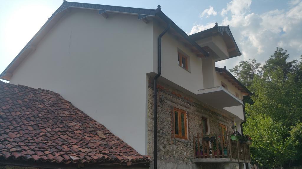 Aste Guesthouse Tropoje Exterior photo